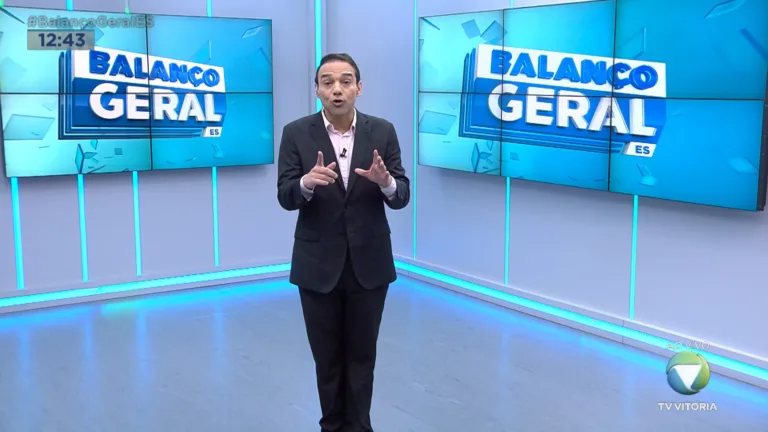 Motorista de aplicativo é assaltado e tem carro atingido por tiros