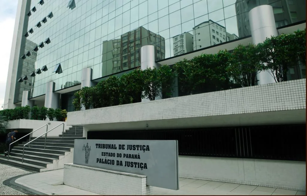 TJ do Paraná paga R$ 27,4 milhões em 'penduricalhos' a magistrados