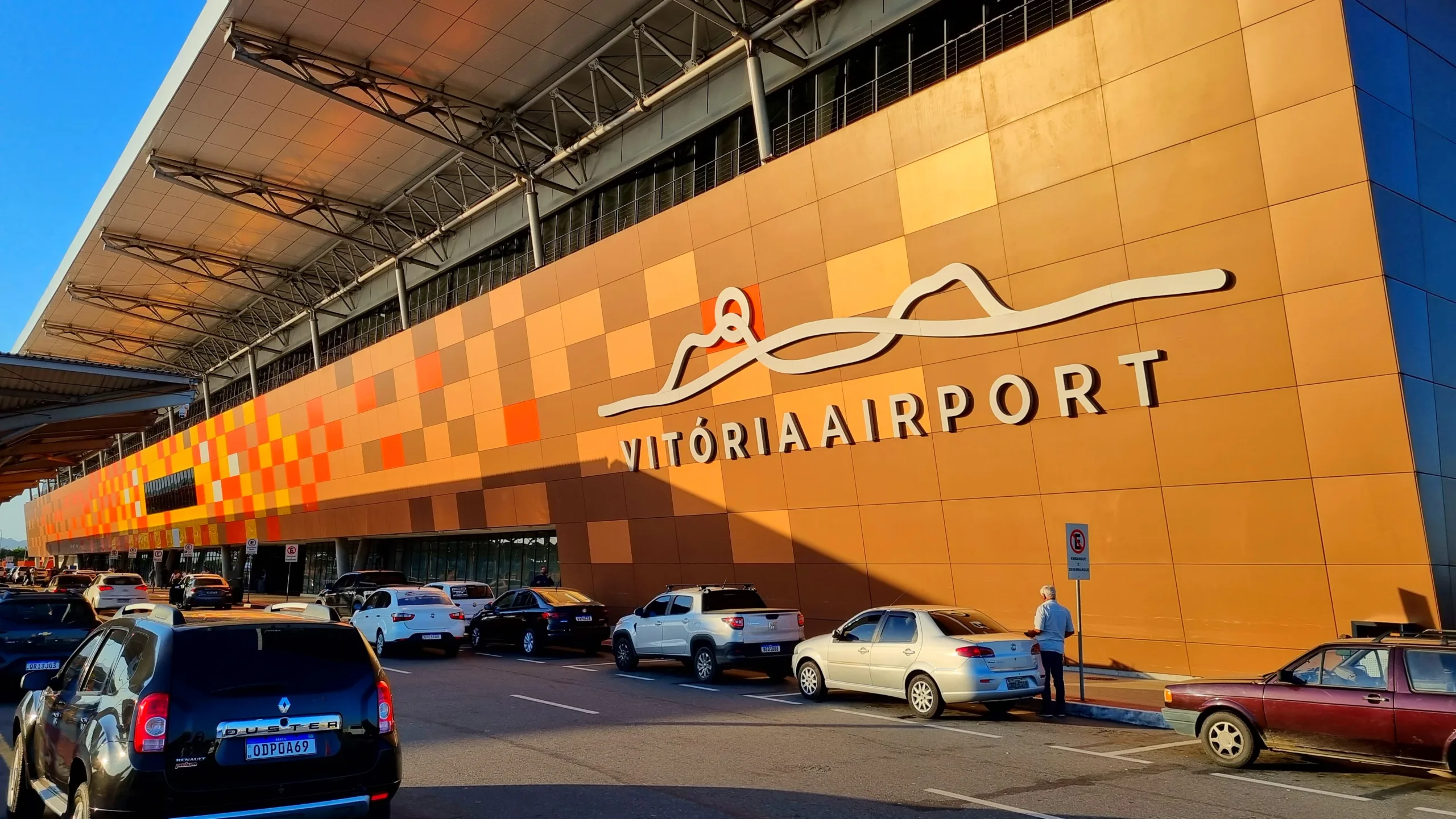 Zurich planeja transformar região do Aeroporto de Vitória em polo comercial