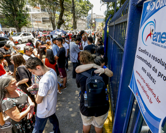 PF prende 26 candidatos do Enem com mandados em aberto