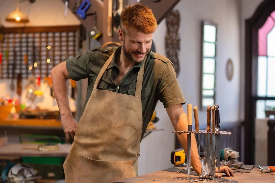 Rodrigo Hilbert provoca memes por ter construído a capela onde casou