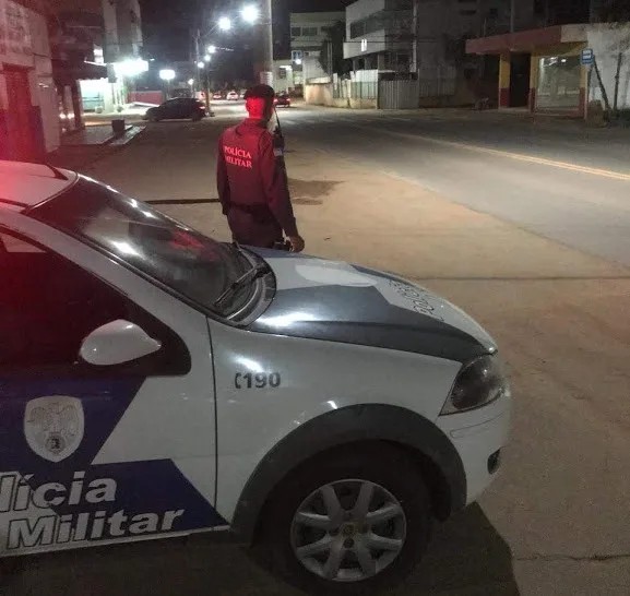 Dois são detidos com mandado de prisão em aberto em Guarapari