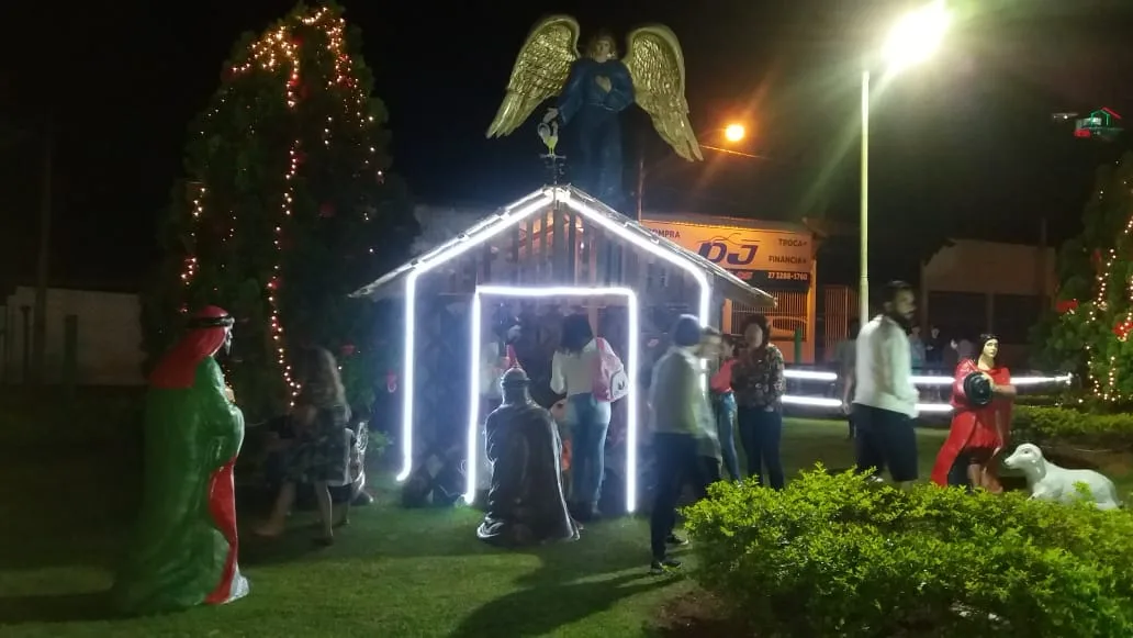 Participe do primeiro desfile do Natal Luz