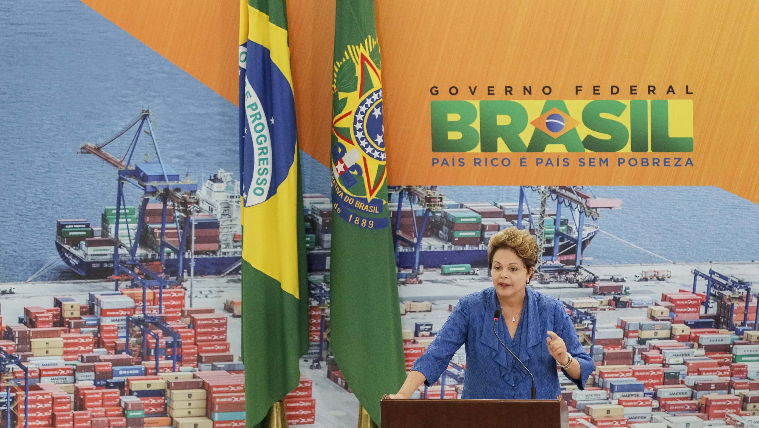 Brasília – DF, 06/12/2012. Presidenta Dilma Rousseff durante cerimônia de anúncio do Programa de Investimentos em Logística: Portos no Palácio do Planalto. Foto: Roberto Stuckert Filho/PR