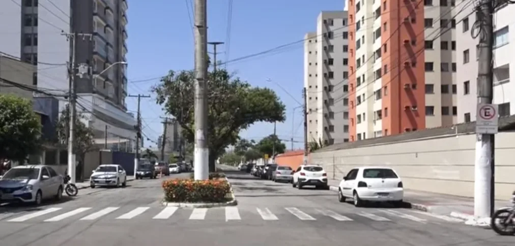 VÍDEO I Homem tenta assaltar mulher e apanha de moradores em Vila Velha