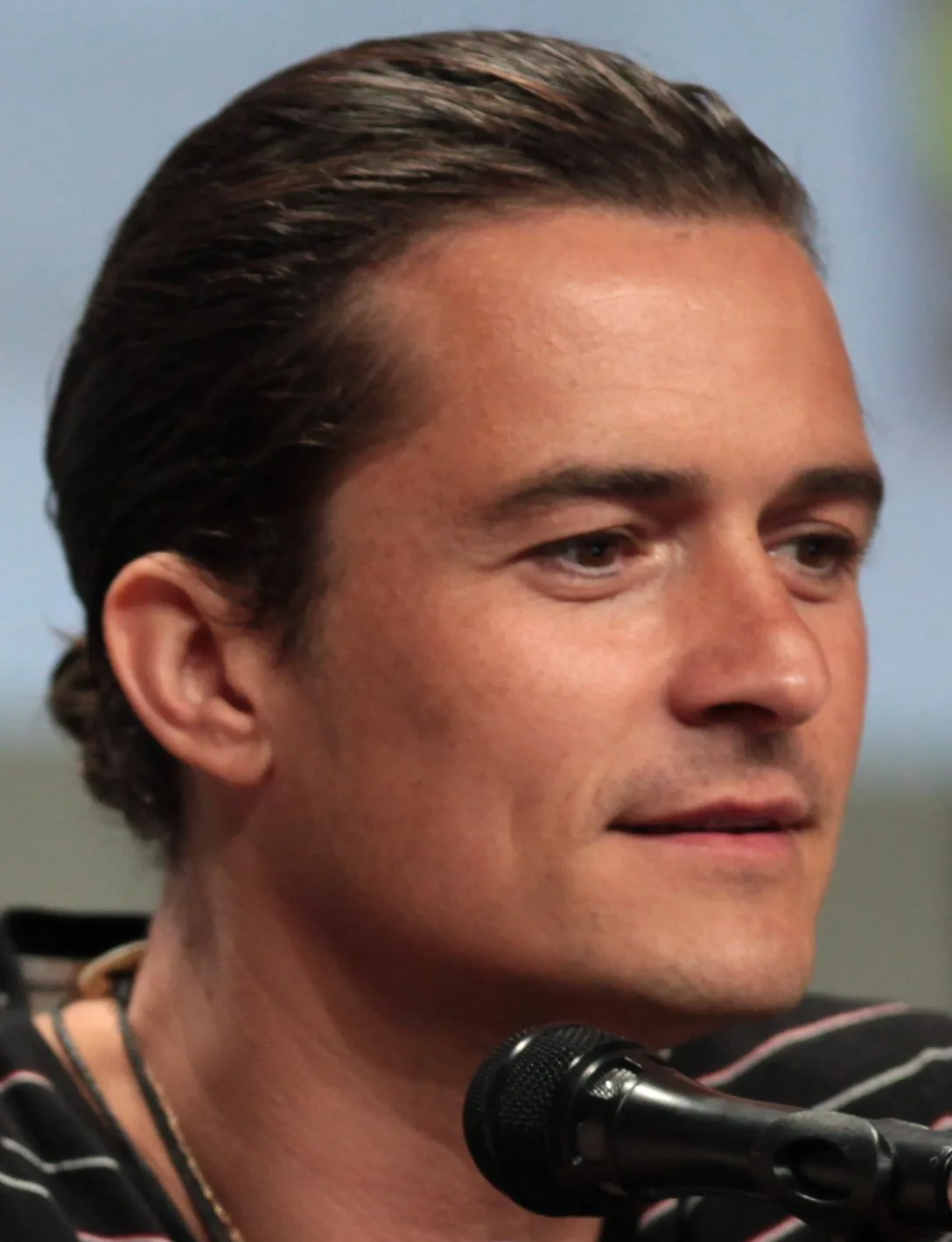 Orlando Bloom comenta sobre ter sido fotografado nu