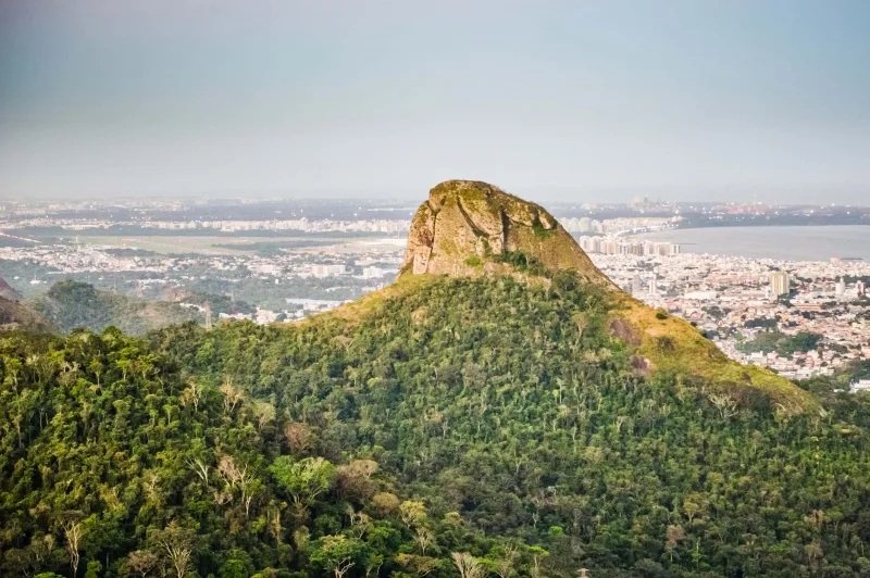 Pedra dos Dois Olhos