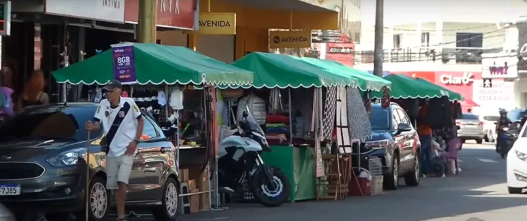 Lojistas reclamam de concorrência com ambulantes na Serra