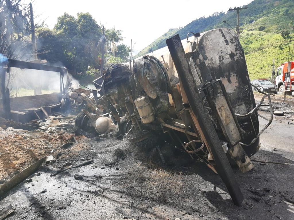 Caminhão envolvido em acidente com morte em Afonso Cláudio pode ter perdido o freio