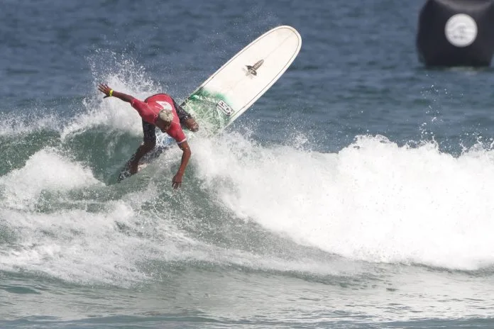 Feras do longboard e SUP wave disputam circuito nacional no ES