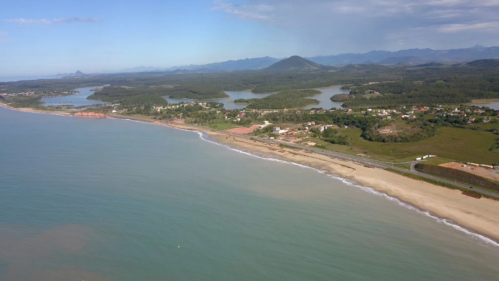 Após alargamento da faixa de areia, Meaípe vai ter novo calçadão