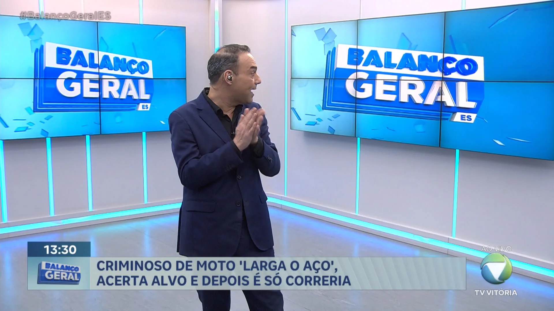 QUE DESESPERO! CRIMINOSO DE MOTO "LARGA O AÇO", ACERTA ALVO E DEPOIS É SÓ CORRERIA!