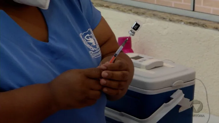 Vacina da Janssen chega ao ES semana que vem