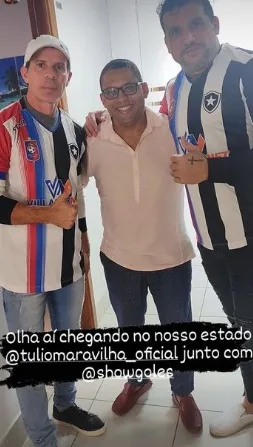 Túlio Maravilha é apresentado oficialmente como reforço do Sport-ES