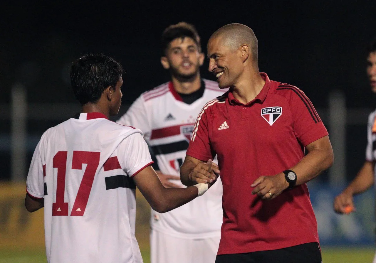 Sob o comando de Alex, São Paulo defende 100% para chegar à semifinal da Copinha