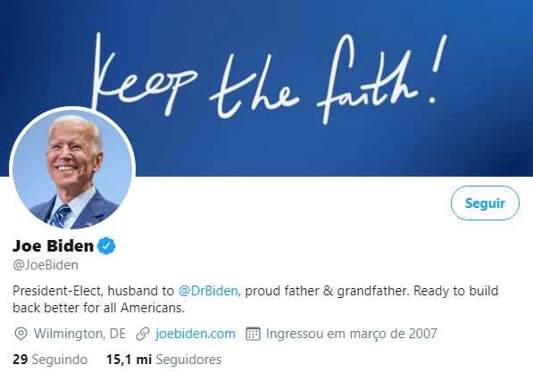 Biden atualiza perfis de redes sociais como presidente eleito