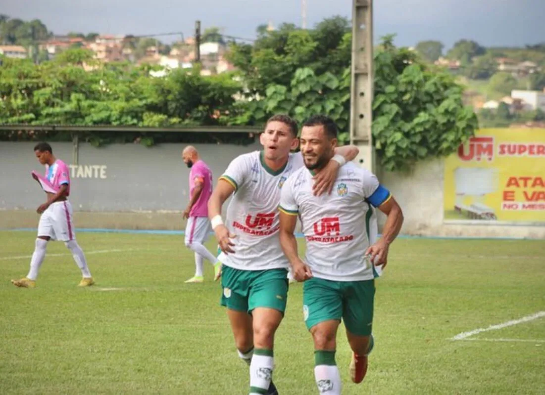 Nova Venécia atropela o Capixaba e assume vice-liderança da Copa ES