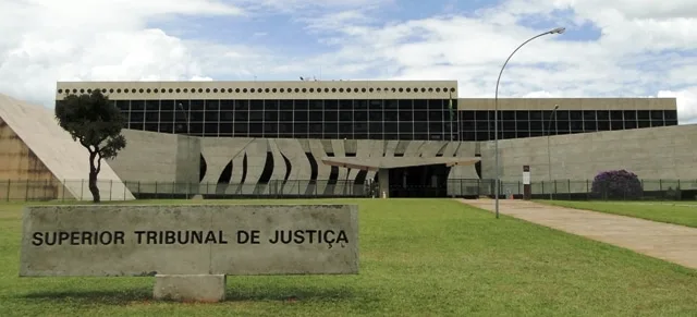 STJ abre concurso para analista e técnico judiciário