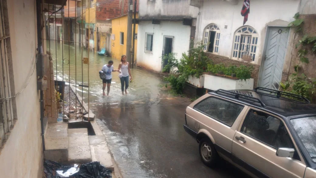 Saiba como ajudar as famílias atingidas pela chuva no ES