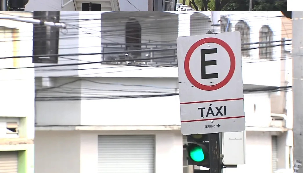 Taxista é rendido em Vitória e fica mais de 8 horas preso no porta-malas