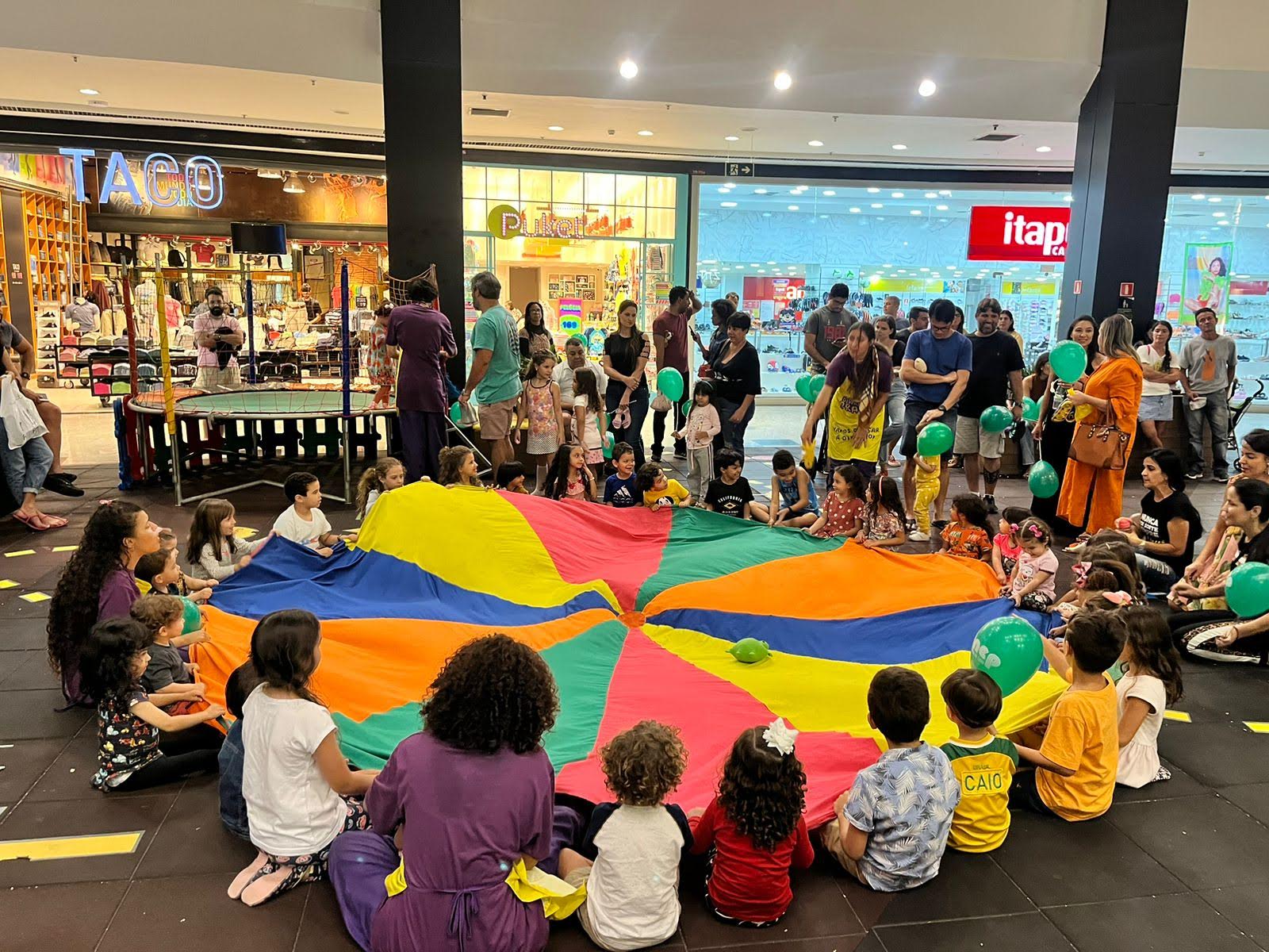 Festa junina, brincadeiras e shows agitam o feriado das crianças no ES