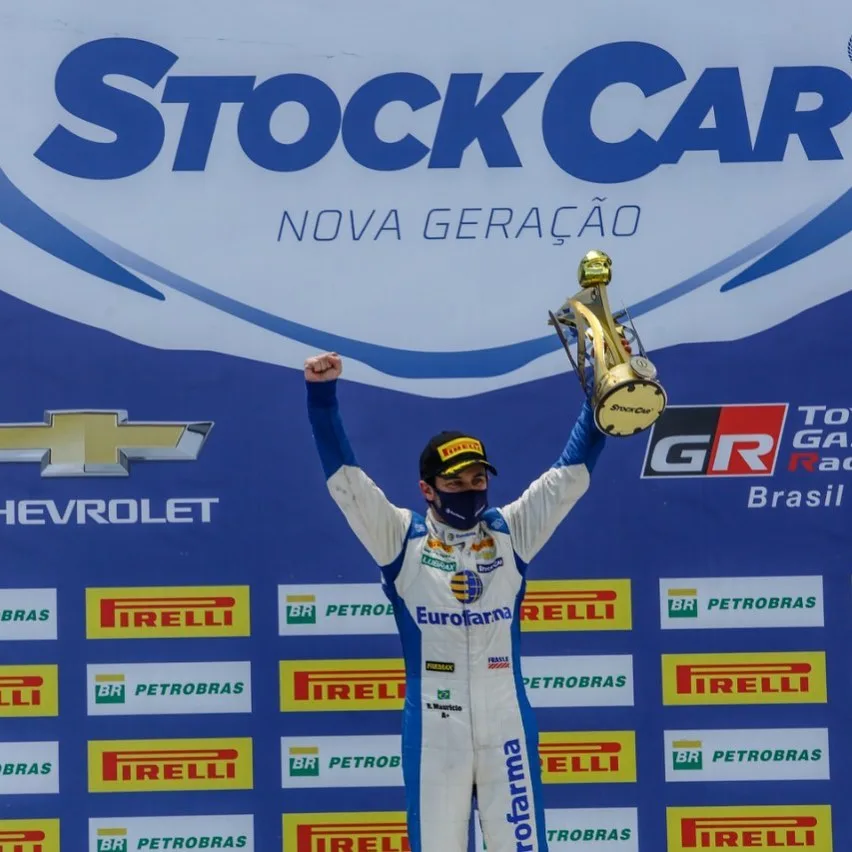 Ricardo Maurício acerta na estratégia e vence etapa de Goiânia da Stock Car