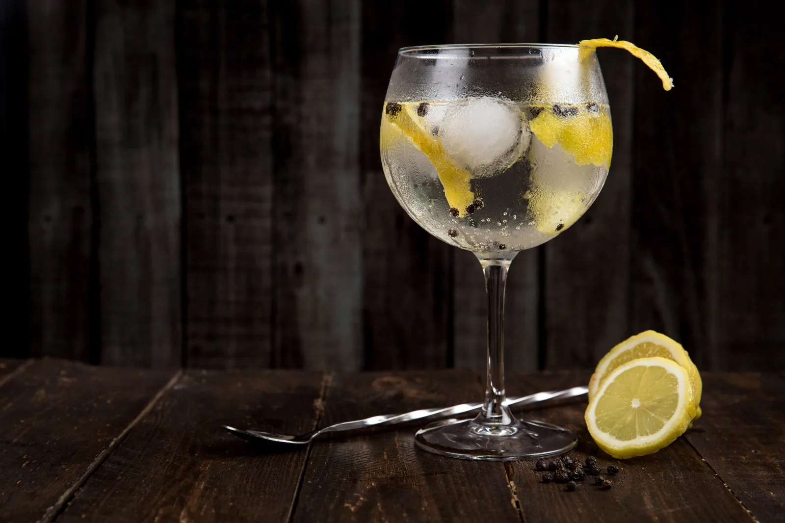 Gin Tônica: veja 10 receitas diferentes para drinks com gin