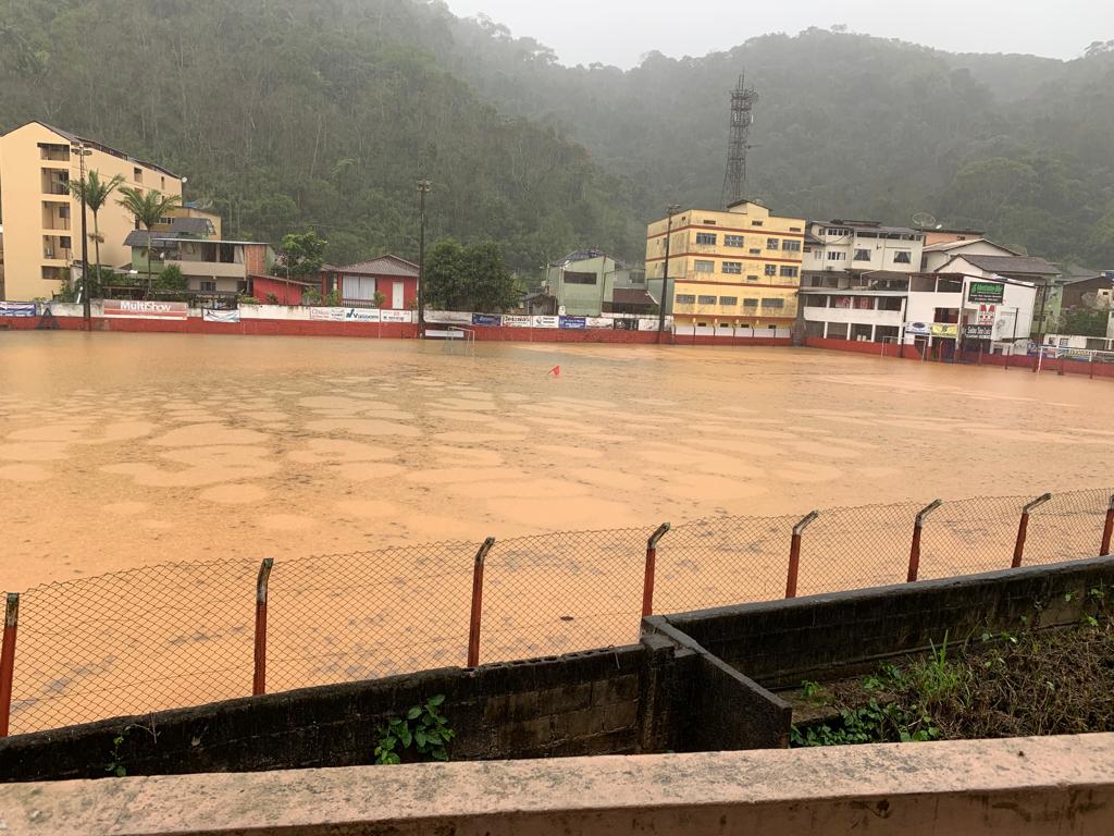 Defesa Civil faz primeira vistoria em represa de Marechal Floriano; trabalhos continuam nesta sexta