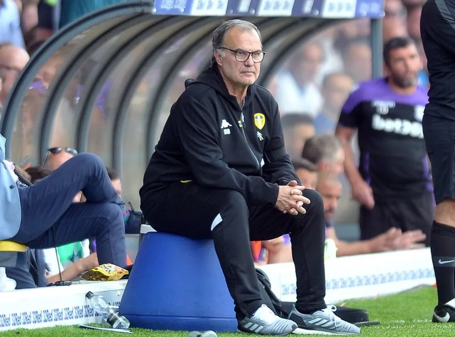 Argentino Marcelo Bielsa é oficializado como novo técnico da seleção uruguaia