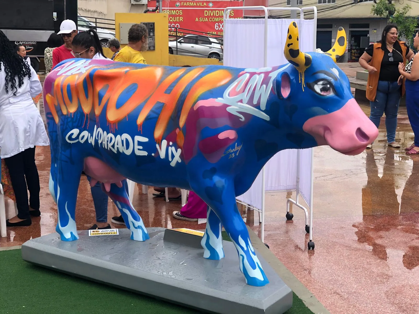 Cow Parade | Veja onde encontrar as vaquinhas coloridas em Vitória e Vila Velha