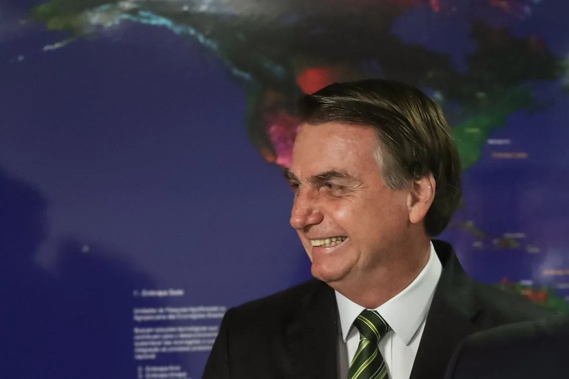 O presidente Jair Bolsonaro se reúne com os nove governadores dos estados que compõem a Amazônia Legal