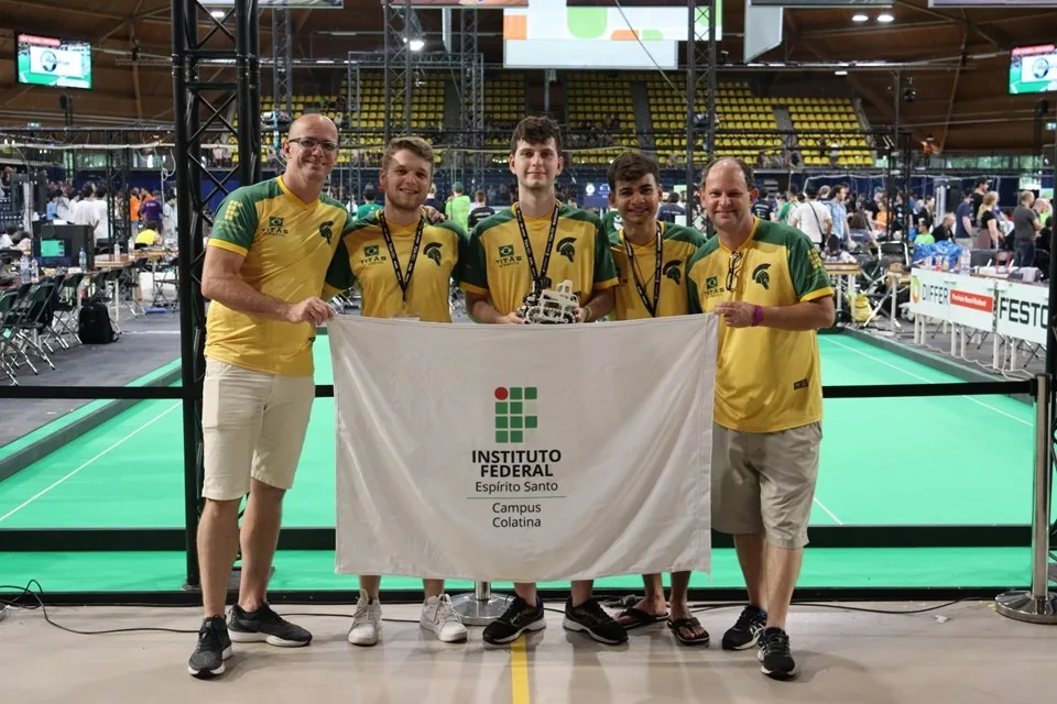 Equipe capixaba de robótica está entre as cinco melhores do mundo