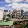 vista da catredal, no centro historico de vitoria