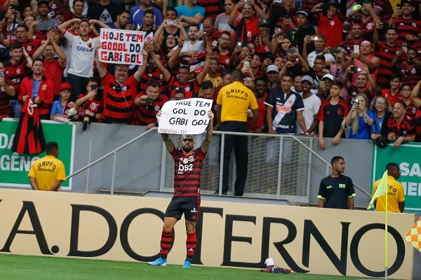 Presidente do Flamengo diz que maior preocupação era manter data da final