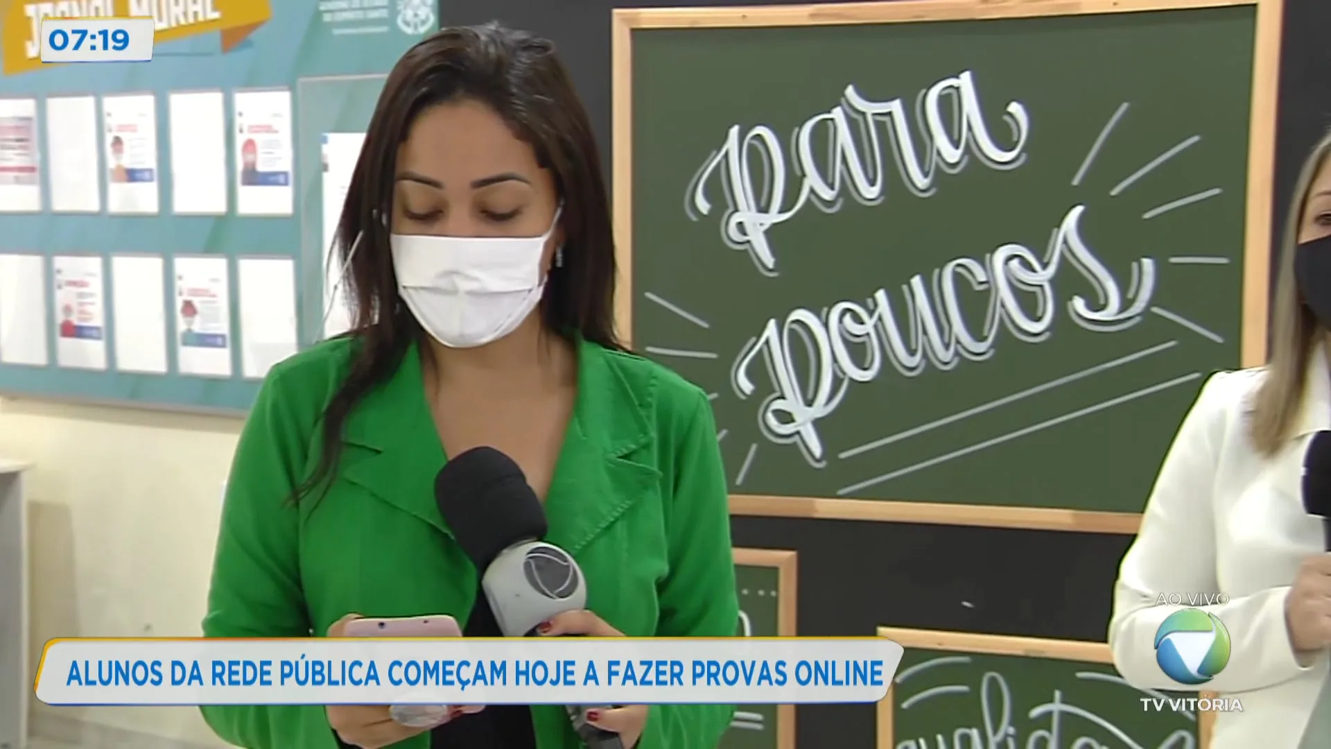 Alunos da rede pública começam hoje a fazer provas online