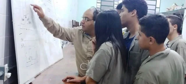 Sedu abre seleção para professores temporários
