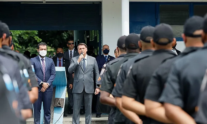 (Rio de Janeiro – RJ, 18/12/2020) Presidente da República, Jair Bolsonaro durante saudação aos formandos. Foto: Isac Nóbrega/PR