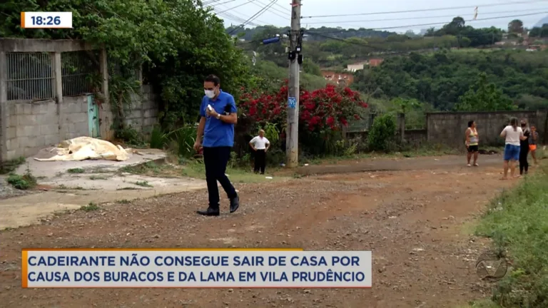 Moradores reclamam da falta de calçamento em bairro de Cariacica