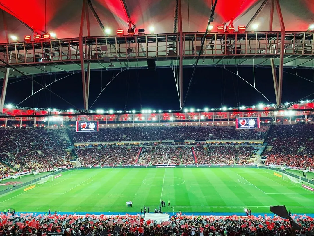 Polícia impede invasão de torcedores ao Maracanã após tumulto