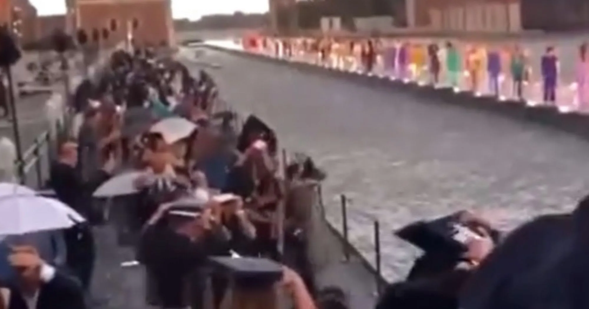 Perrengue chique! Desfile de luxo vira tragédia com granizo e temporal