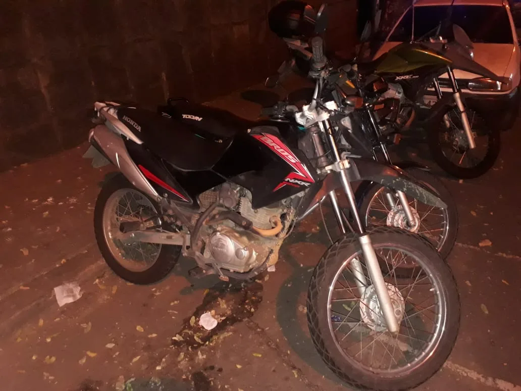 PM recupera motocicleta furtada por adolescentes