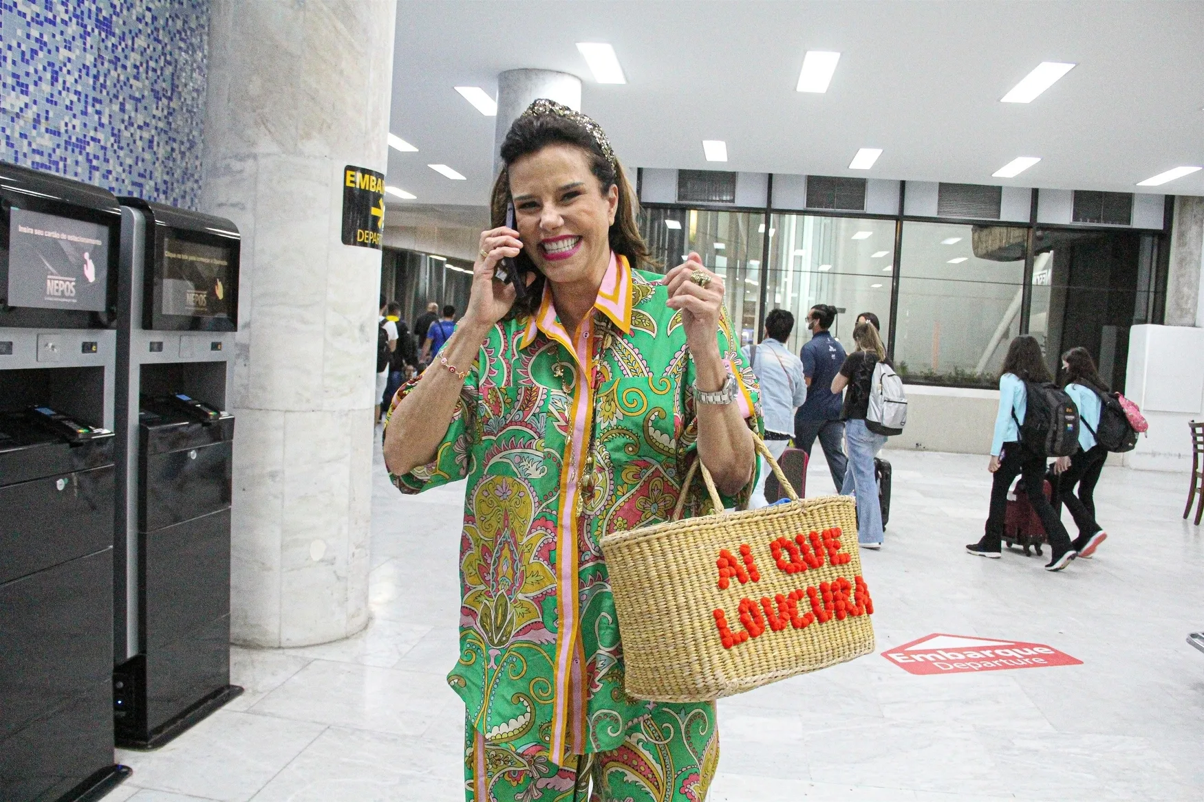 AGN_2520575 – Rio de Janeiro, BRASIL – Narcisa Tamborindeguy desembarca no Aeroporto Santos Dumont no Rio de Janeiro. Pictured: Narcisa Tamborindeguy desembarca no Aeroporto Santos Dumont no Rio de Janeiro. AgNews 27 NOVEMBRO 2022 BYLINE MUST READ: Gabriel Rangel / AgNews Xico Silva telefone: (21) 98240-2501 email: agnews.fotografia@gmail.com