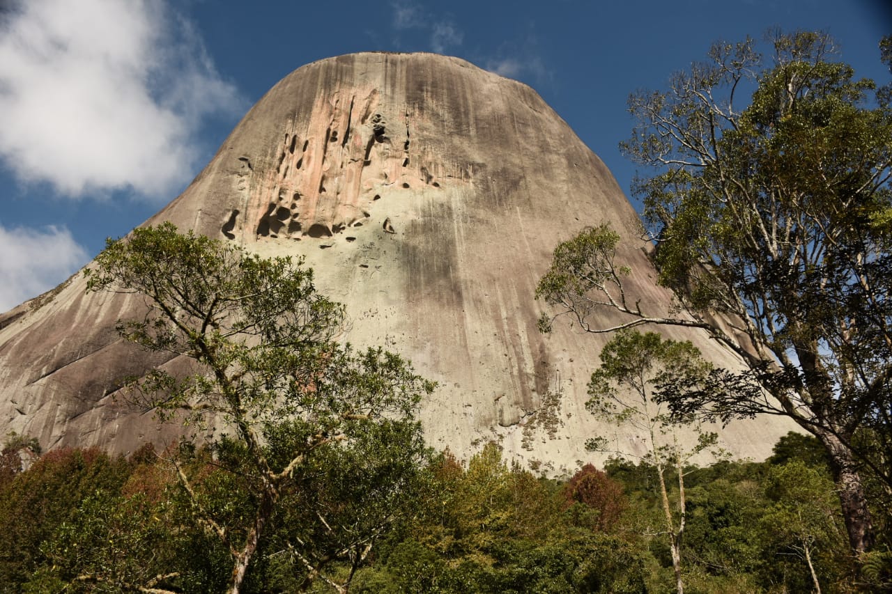 Saiba como agendar visitas ao Parque da Pedra Azul