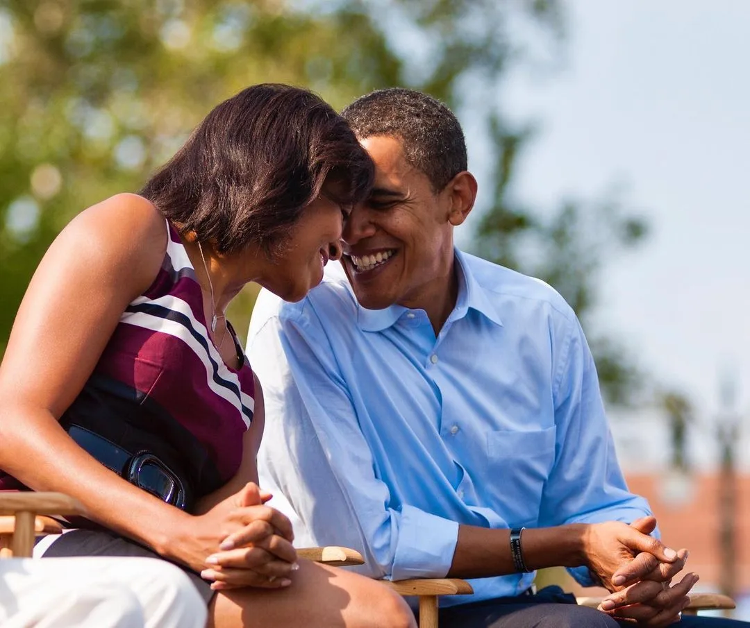 Pence, Bill Clinton, Hillary, Obama e Michelle chegam para posse de Biden