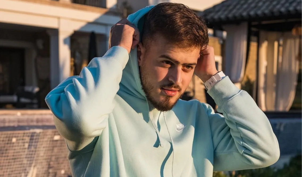 Jon Vlogs: Quem é o influenciador de 24 anos que afirma ganhar R$ 100 milhões por ano