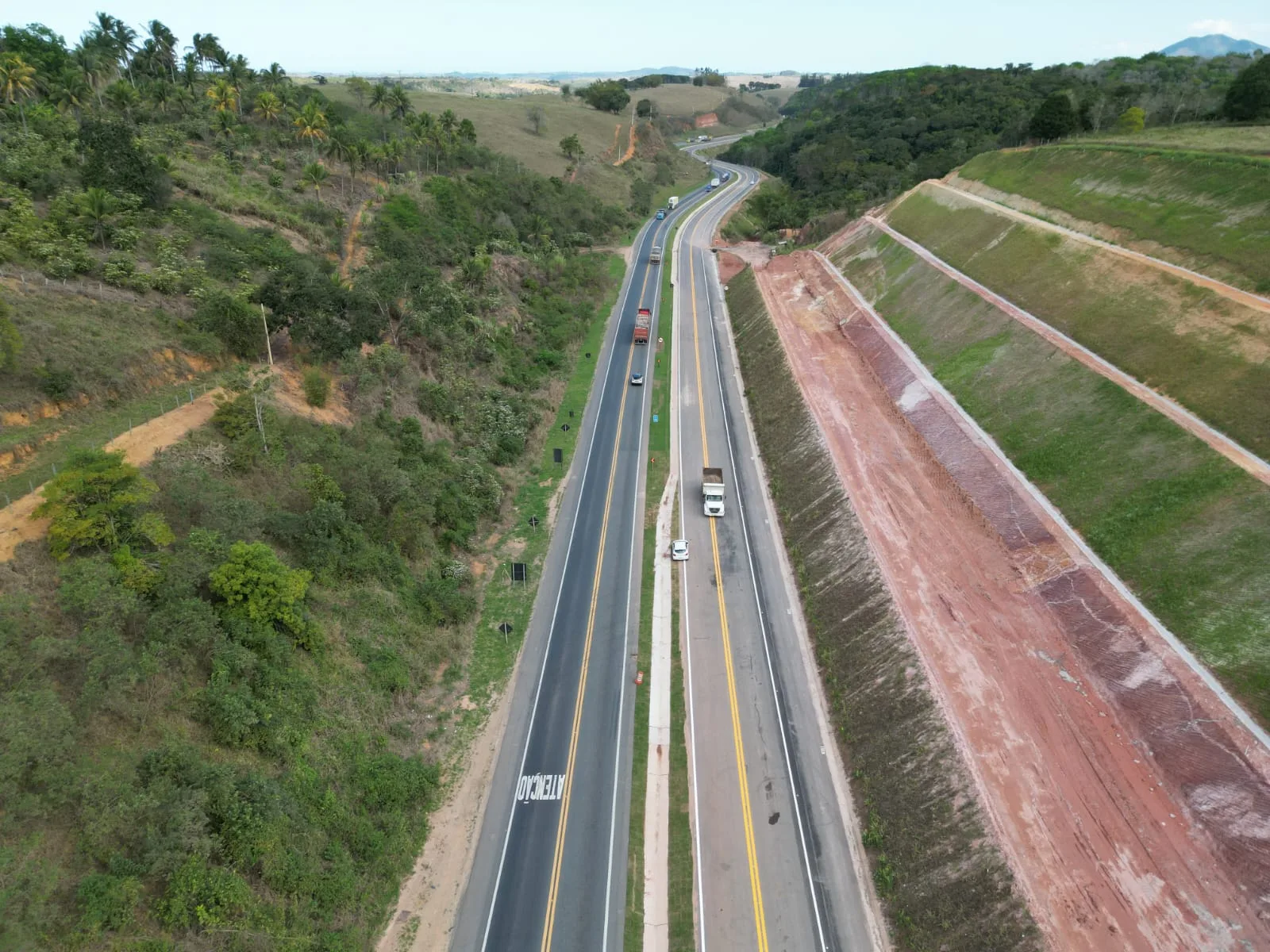 Duplicação da BR-101: obras avançam com novo desvio em Anchieta