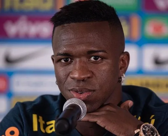 Vinicius Junior exalta sua estreia pela seleção brasileira, mas Tite pede calma