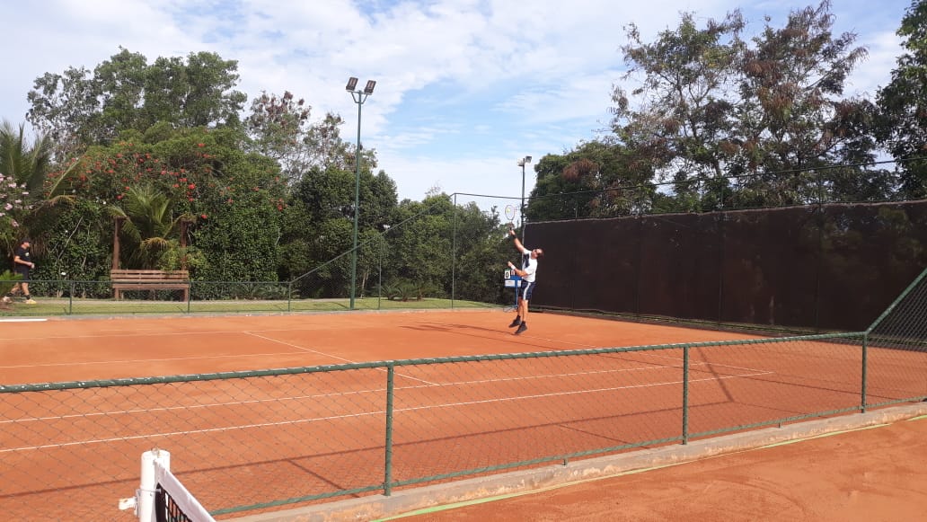 Circuito Rede Vitória de Tênis: estreia feminina e os jogos deste domingo