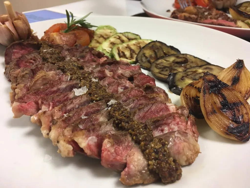 Filé de Costela com Legumes grelhados Filé de Costela com Legumes grelhados