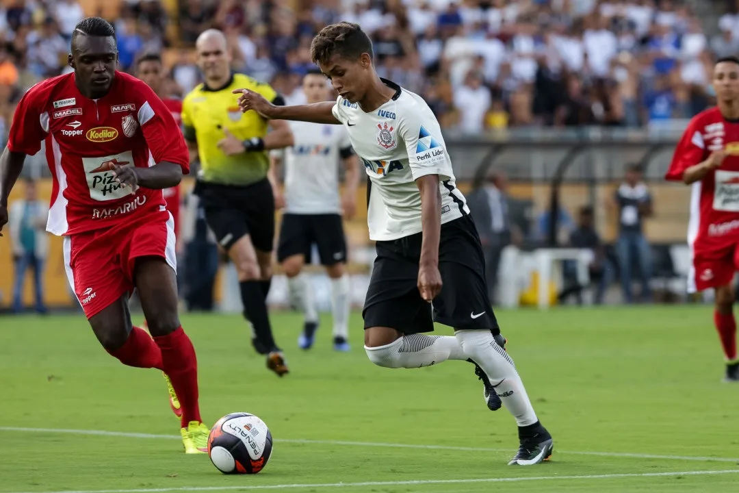 Copa São Paulo: Internacional, Athletico e Corinthians avançam